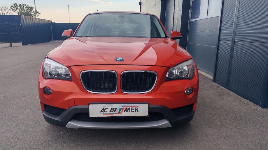 BMW X1 sDrive16d ***NOVI LANAC***, fotografija 12