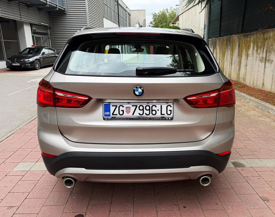 BMW X1 sDrive18d, 2.0 136KS, ALU, NAVI, KOŽA, TOP STANJE!!, fotografija 6