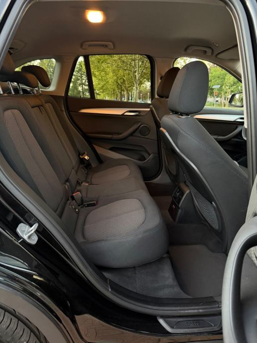 BMW X1 sDrive18d, 2.0 136KS, FULL LED, R.KAMERA, NAVI, TOP STANJE!!, fotografija 13