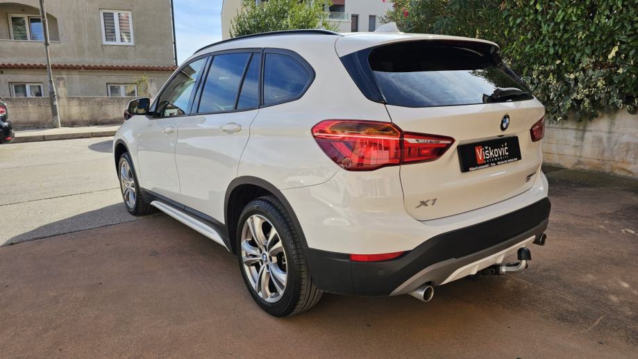 BMW X1 SDRIVE18D 2019 SPORT LINE SERVISNA, fotografija 7