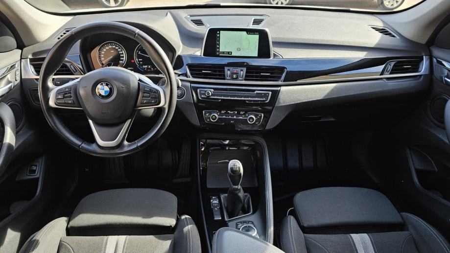 BMW X1 SDRIVE18D 2019 SPORT LINE SERVISNA, fotografija 9