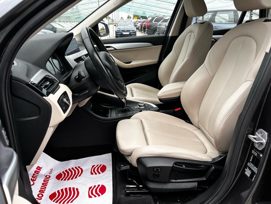 BMW X1 sDrive18d 2021.,AUTOMATIK, SERVISNA, NAVI, GRIJ SJED.,KOŽA, fotografija 11