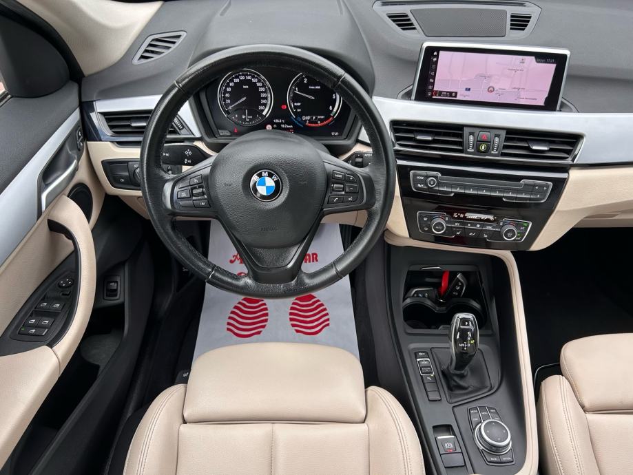 BMW X1 sDrive18d 2021.,AUTOMATIK, SERVISNA, NAVI, GRIJ SJED.,KOŽA, fotografija 8