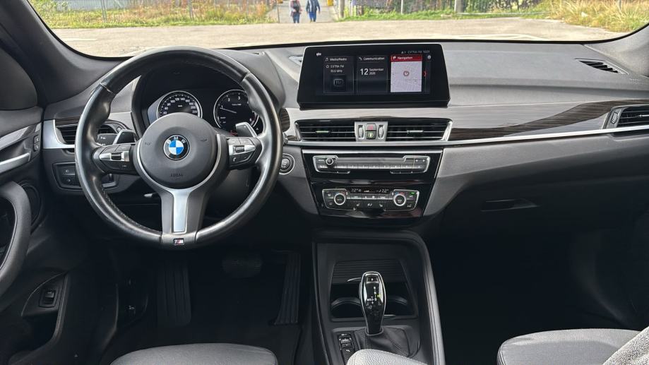 BMW X1 sDrive18d automatik •head up •panorama •bez ulaganja, fotografija 6