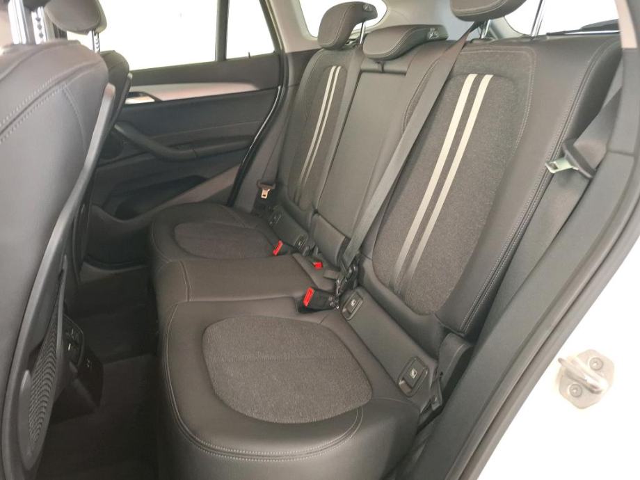 BMW X1 sDrive18d AUTOMATIK - LEASING BEZ UČEŠĆA I JAMCA, fotografija 6