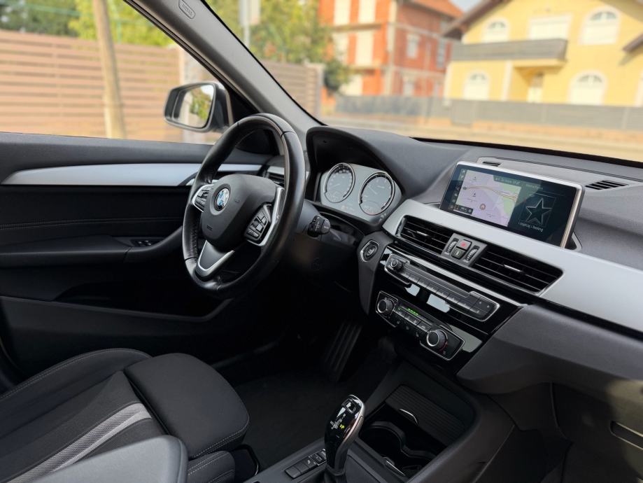 BMW X1 sDrive18d AUTOMATIK,LINE ASSITE,NAVI,PDC,SERVISNA,REGA8/27, fotografija 12