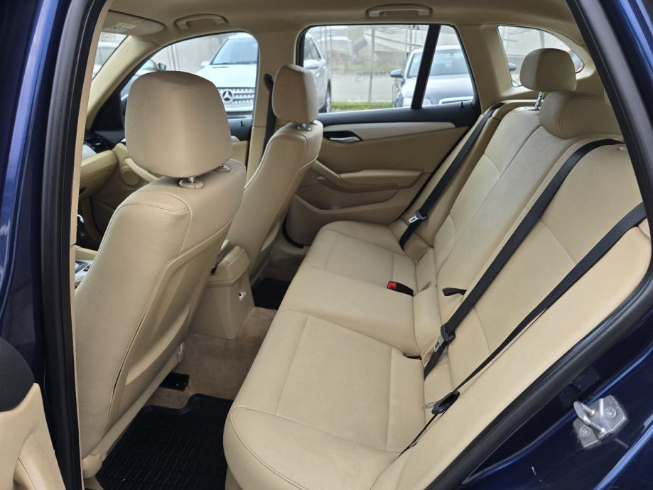 BMW X1 sDrive18d automatik/LUXURY LINE/, fotografija 9