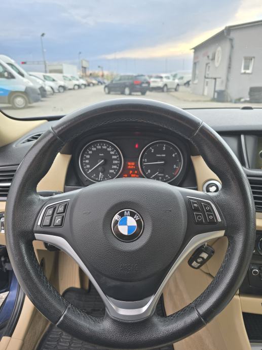 BMW X1 sDrive18d automatik/LUXURY LINE/, fotografija 16