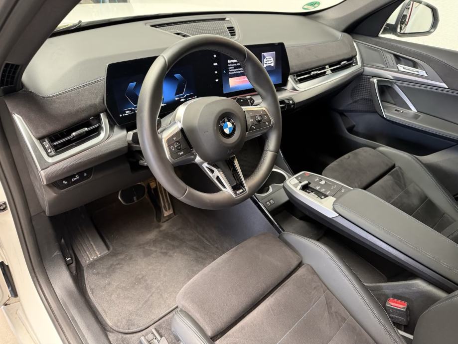 BMW X1 sDrive18d automatik m sport,privacy,panorama,koza, fotografija 7