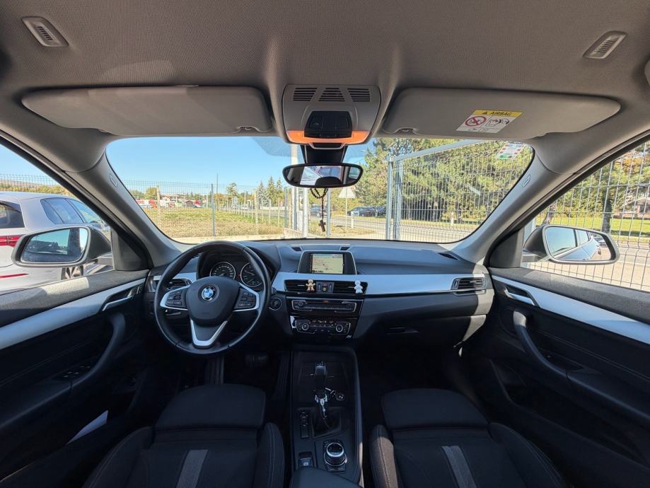 BMW X1 sDrive18d *Automatik* REG BiXenon LED Kamera Navi R17 Servisna, fotografija 17