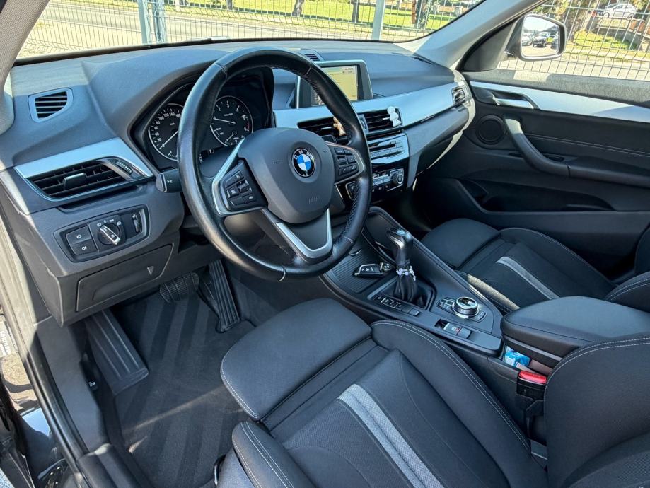 BMW X1 sDrive18d *Automatik* REG BiXenon LED Kamera Navi R17 Servisna, fotografija 12