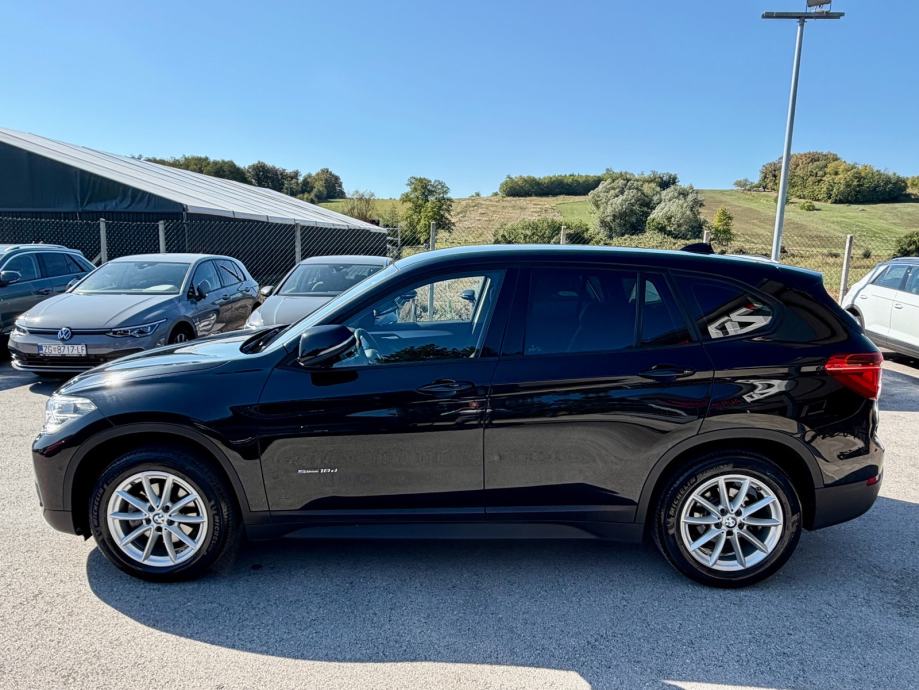 BMW X1 sDrive18d *Automatik* REG BiXenon LED Kamera Navi R17 Servisna, fotografija 7