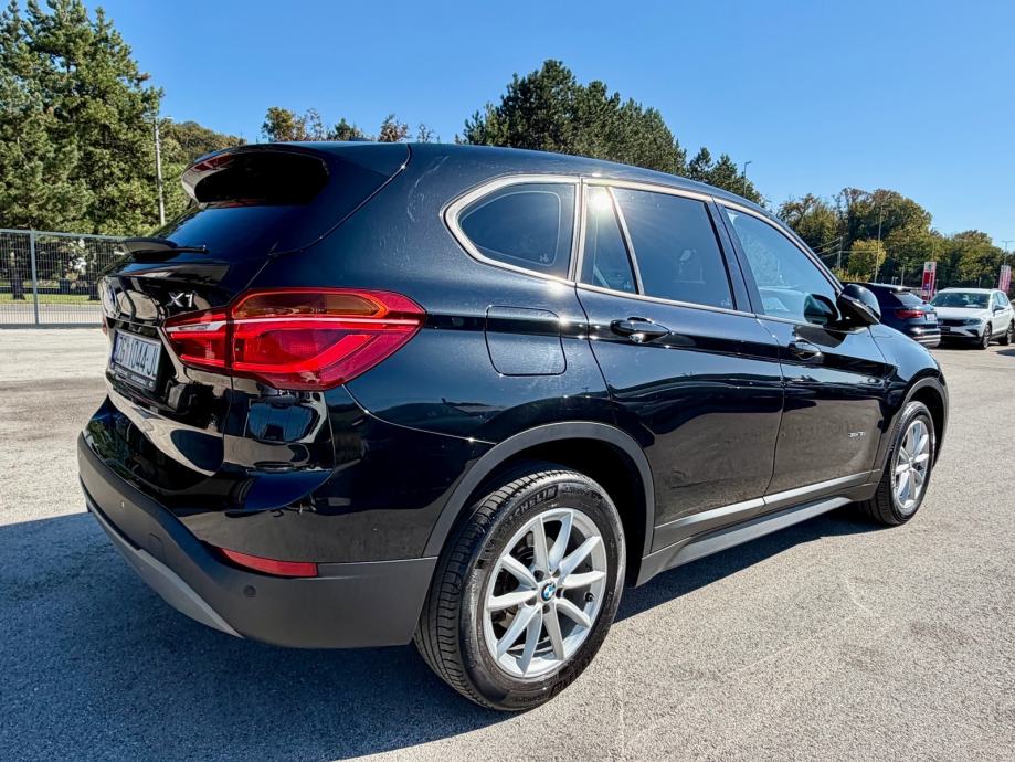 BMW X1 sDrive18d *Automatik* REG BiXenon LED Kamera Navi R17 Servisna, pogled izvana - slika 4