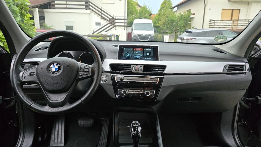 BMW X1 sDrive18d automatik, fotografija 8