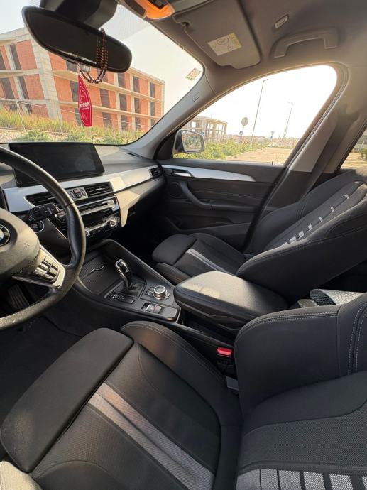 BMW X1 sDrive18d automatik, fotografija 11