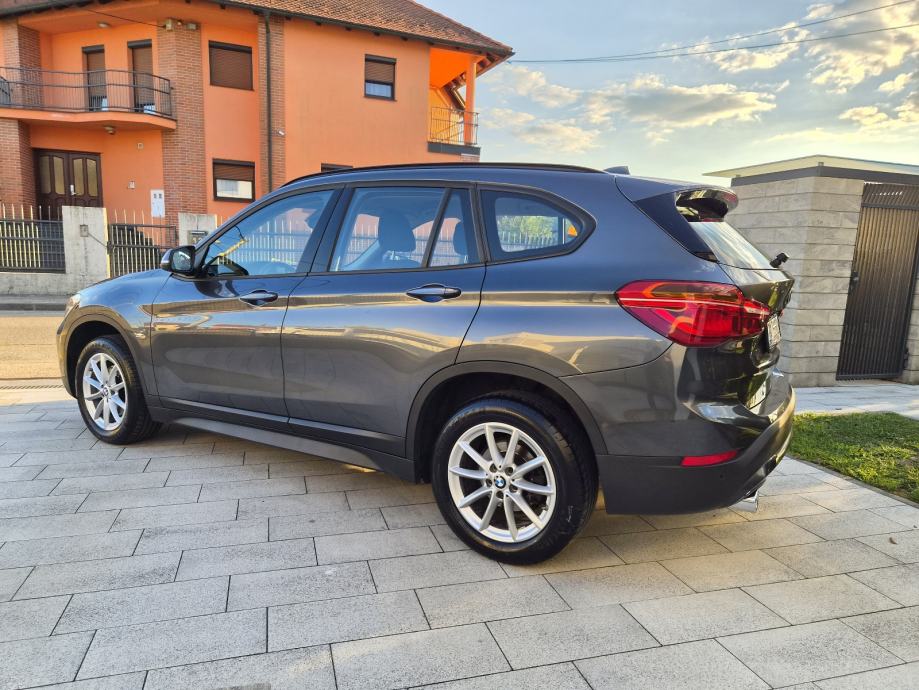 BMW X1 sDrive18d automatik, fotografija 5