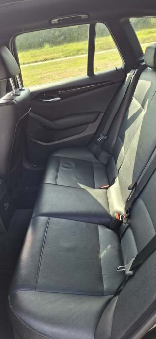 BMW X1 sDrive18d AUTOMATIK, fotografija 7