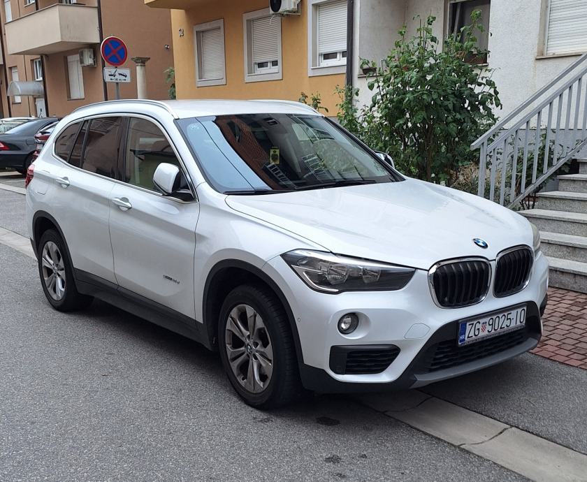 BMW X1