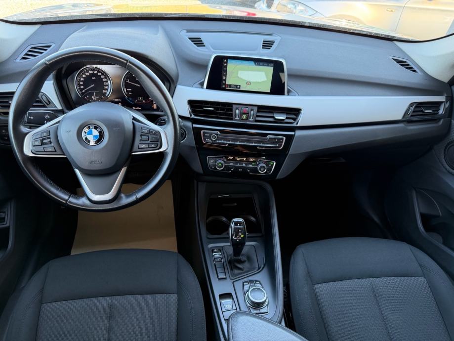 BMW X1 sDrive18d automatik, fotografija 10