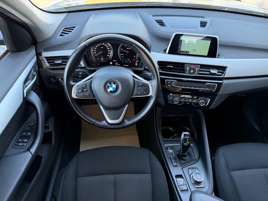 BMW X1 sDrive18d automatik, fotografija 13