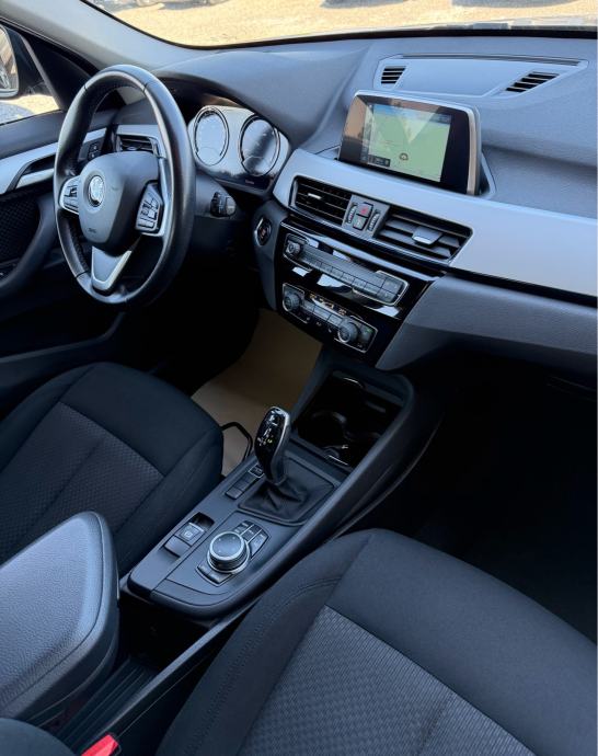 BMW X1 sDrive18d automatik, fotografija 14