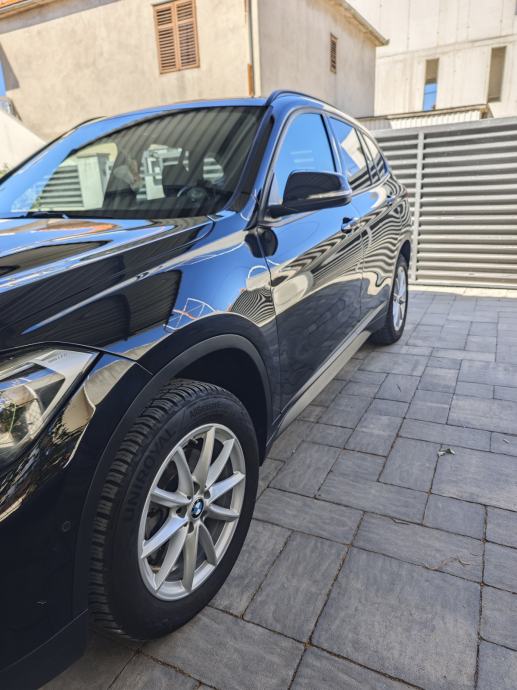 BMW X1 sDrive18d automatik, fotografija 5