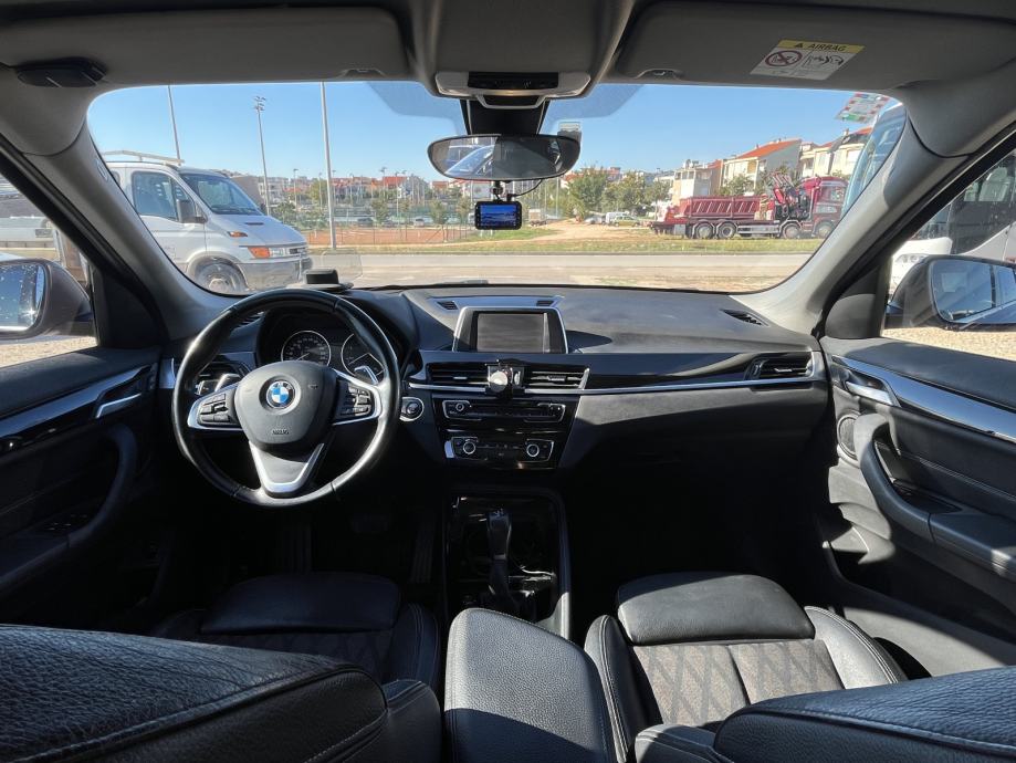 BMW X1 sDrive18d automatik, fotografija 11