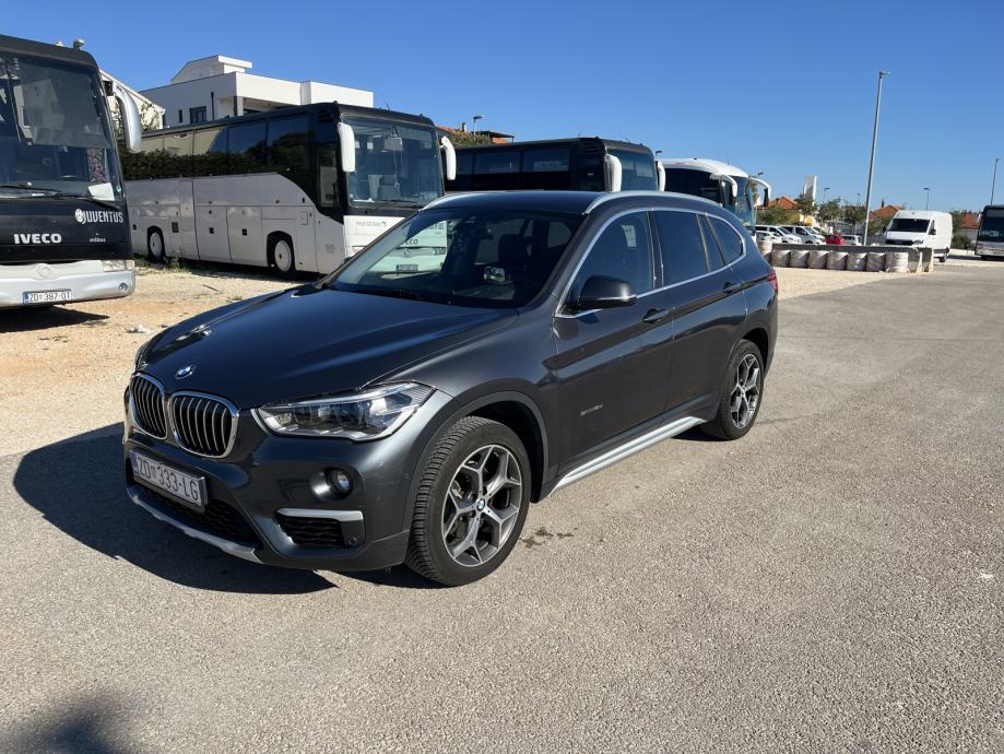 BMW X1