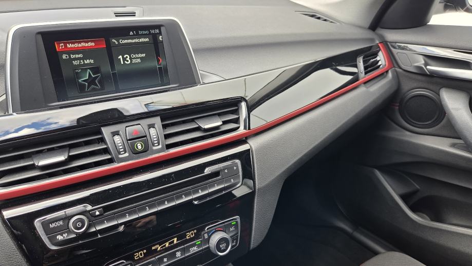 BMW X1 sDrive18d Automatik Sport Line * Nije uvoz *, fotografija 14