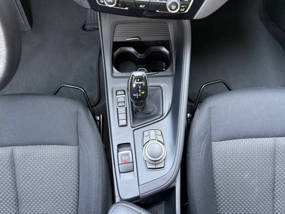 BMW X1 sDrive18d AUTOMATIK °VELIKA NAVI°JAMSTVO 12MJ°LEASING BEZ UČEŠĆ, fotografija 15