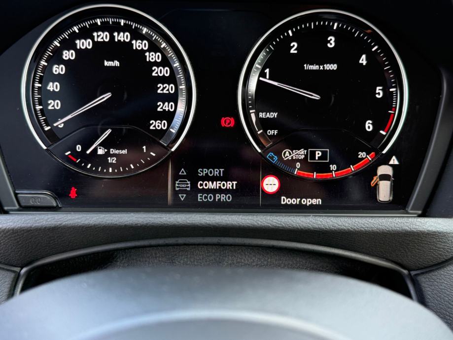 BMW X1 sDrive18d AUTOMATIK °VELIKA NAVI°KAMERA°HEAD-UP°LEASING°, fotografija 20
