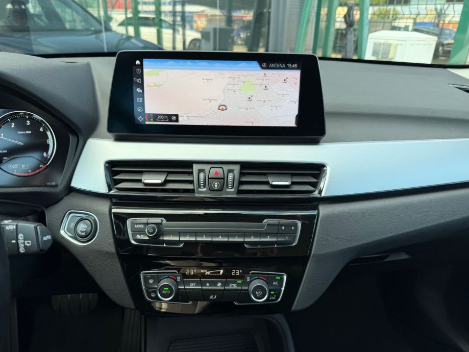 BMW X1 sDrive18d AUTOMATIK °VELIKA NAVI°KAMERA°HEAD-UP°LEASING°, fotografija 11