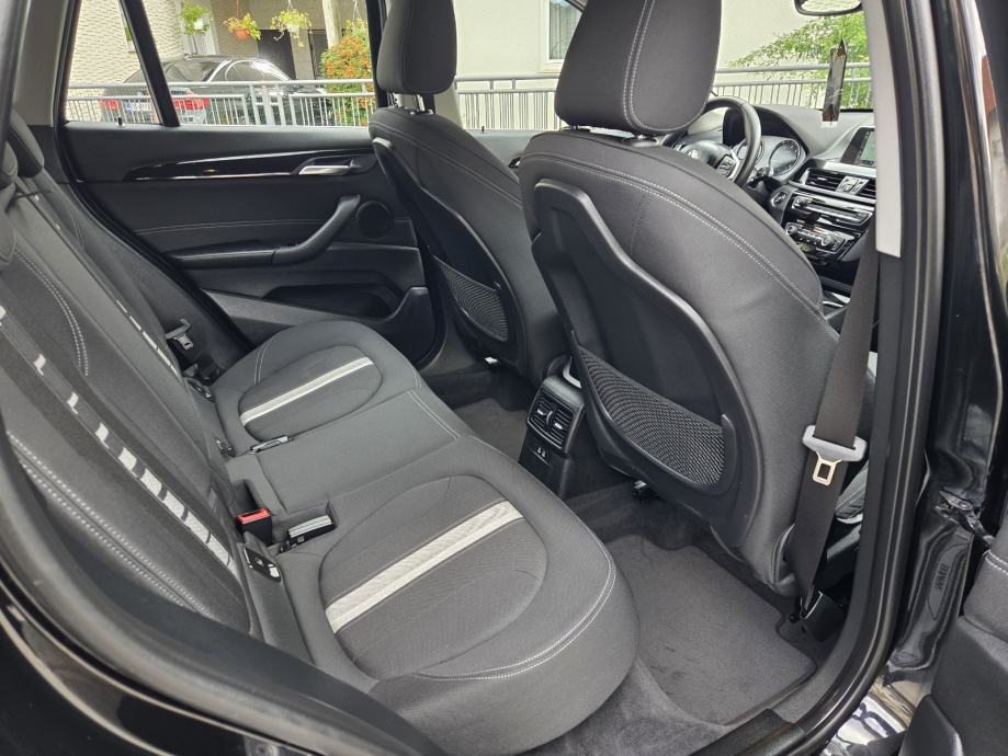 BMW X1 sDrive18d Lci, reg.09/27. Sportline, servisna, fotografija 13