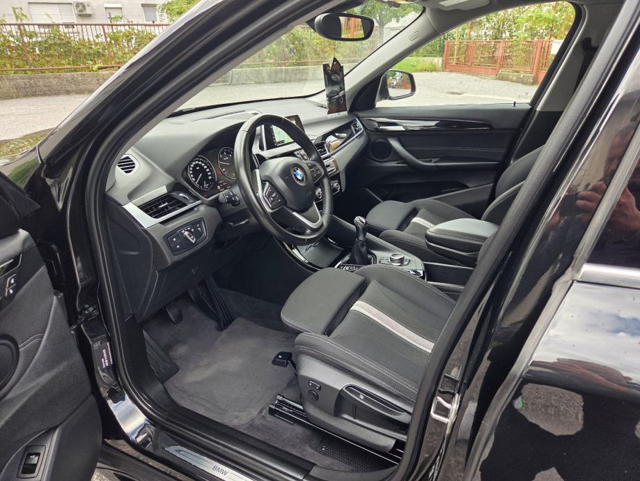 BMW X1 sDrive18d Lci, reg.09/27. Sportline, servisna, fotografija 9