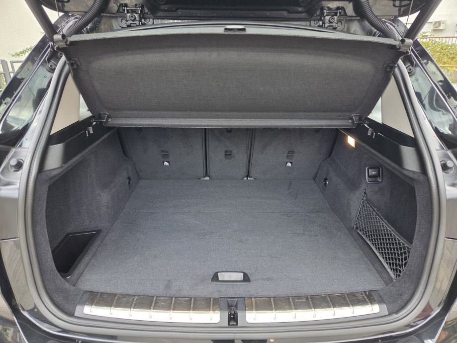 BMW X1 sDrive18d Lci, reg.09/27. Sportline, servisna, fotografija 15