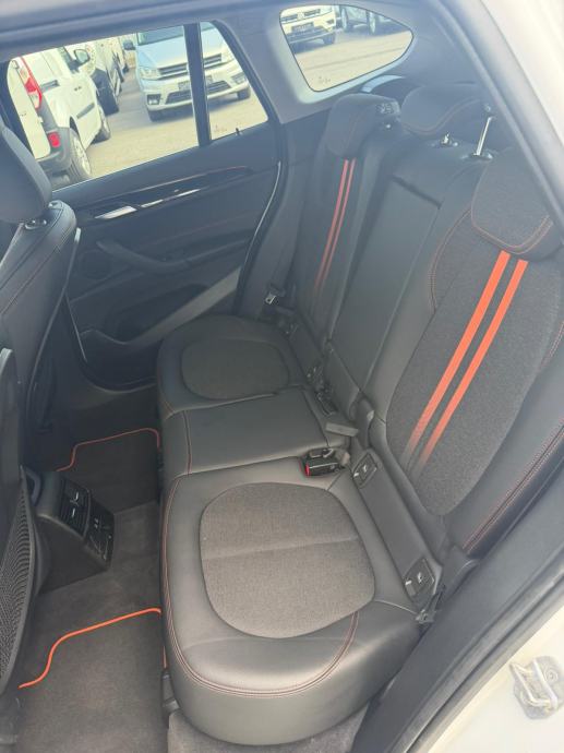 BMW X1 sDrive18d LCI--SPORTLINE--LED--NAVI--KAMERA-SERVISNA--REG 04/27, fotografija 6