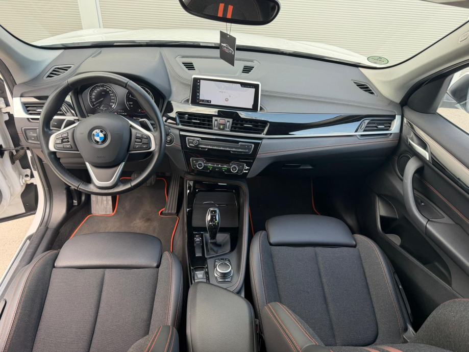 BMW X1 sDrive18d LCI--SPORTLINE--LED--NAVI--KAMERA-SERVISNA--REG 04/27, fotografija 4