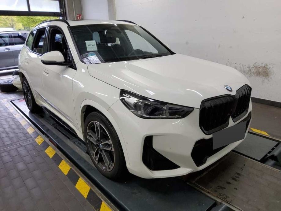 BMW X1 sDrive18d LEASING BEZ UČEŠĆA I BEZ JAMACA, fotografija 2