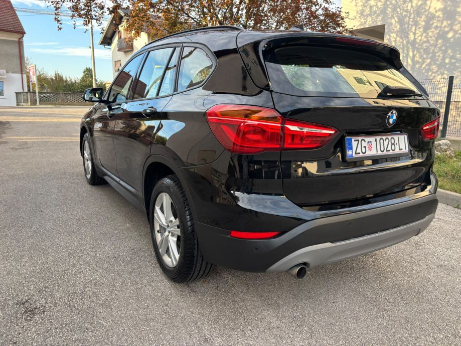 BMW X1 sDrive18d *SPORT* "REG 10/27" TOP STANJE", fotografija 5