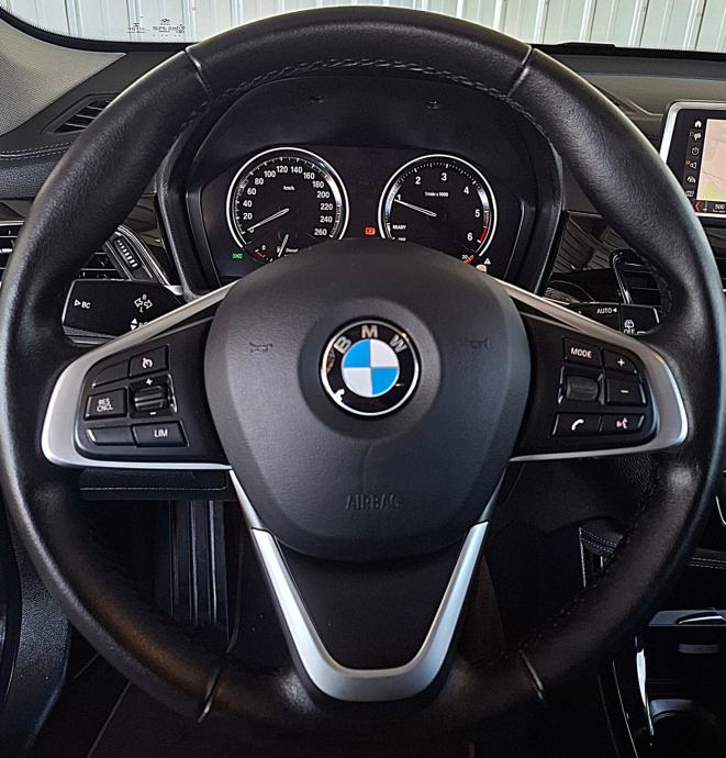 BMW X1 sDrive18d SPORT NAVI 2xPDC LED TEMPOMAT *GARANCIJA*, fotografija 18