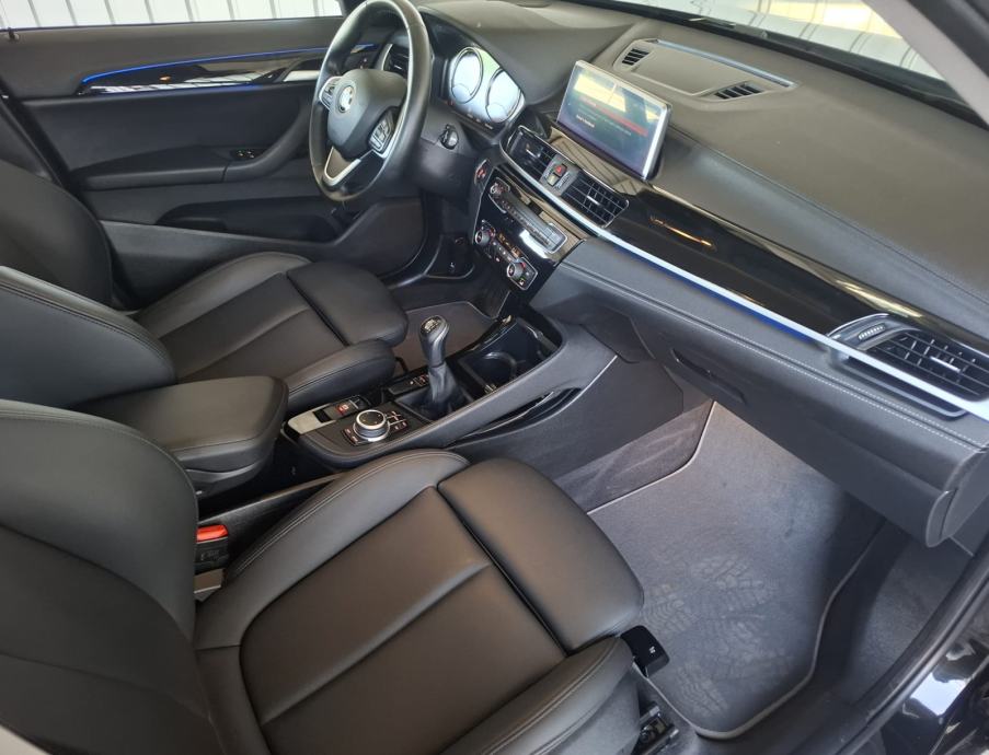 BMW X1 sDrive18d SPORT NAVI 2xPDC LED TEMPOMAT *GARANCIJA*, fotografija 7