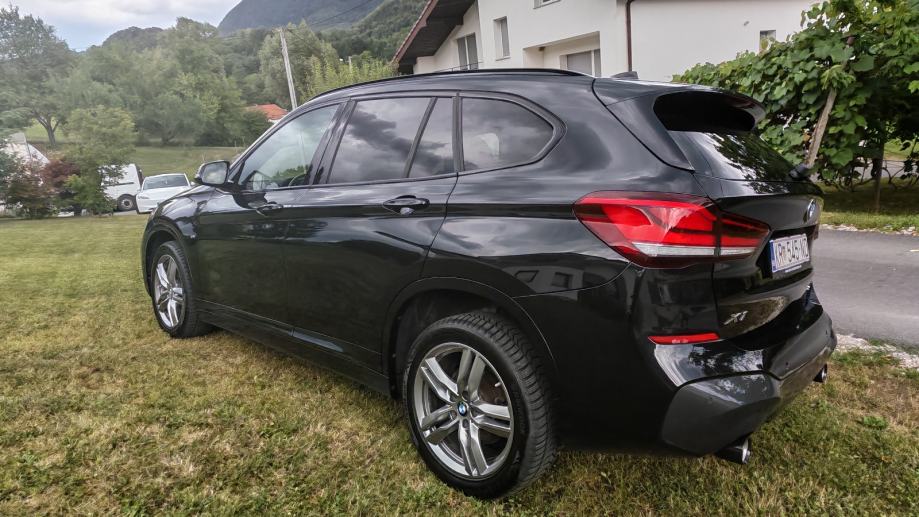 BMW X1 sDrive18d, fotografija 6