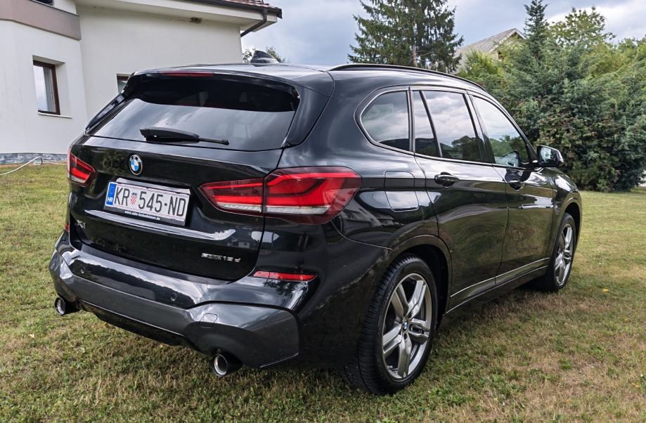 BMW X1 sDrive18d, fotografija 3