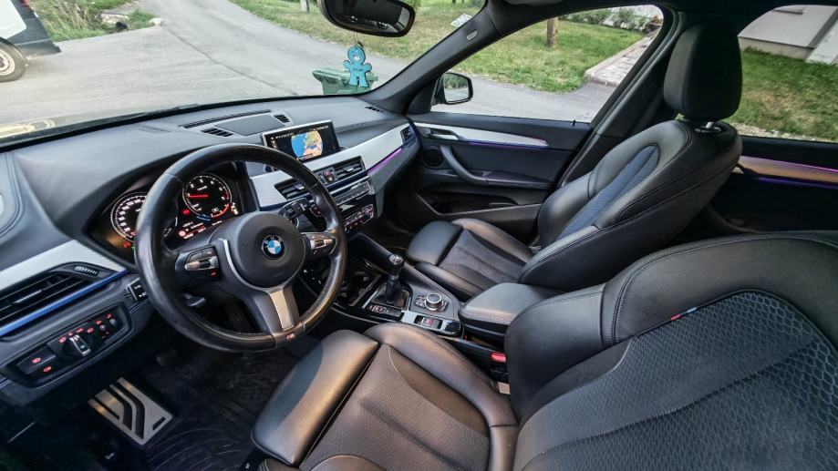 BMW X1 sDrive18d, fotografija 10