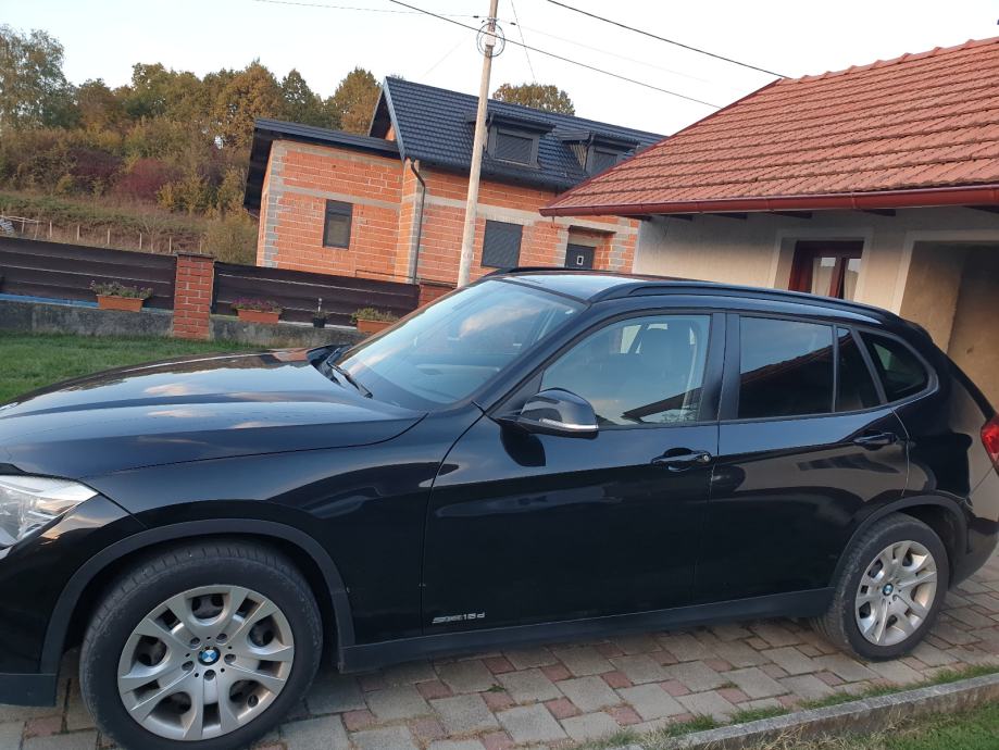 BMW X1 sDrive18d, fotografija 6
