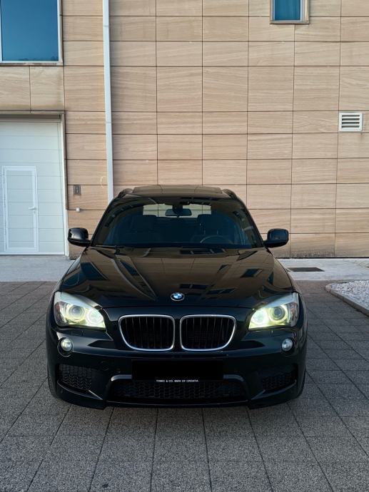 BMW X1 20d Xdrive AUTOMATIK, M paket, Xenon, Panorama, Navi, fotografija 2