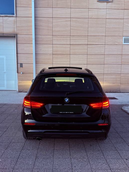 BMW X1 20d Xdrive AUTOMATIK, M paket, Xenon, Panorama, Navi, fotografija 11
