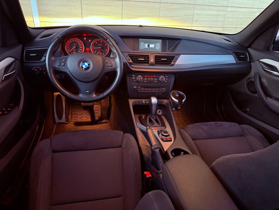 BMW X1 20d Xdrive AUTOMATIK, M paket, Xenon, Panorama, Navi, fotografija 16