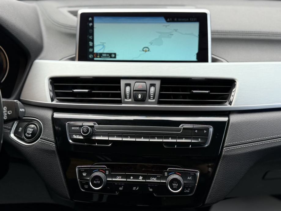 BMW X1 xDrive18d Aut. M PAKET SLO.VOZILO-LED-NAVIGACIJA-VIRTUAL, fotografija 11