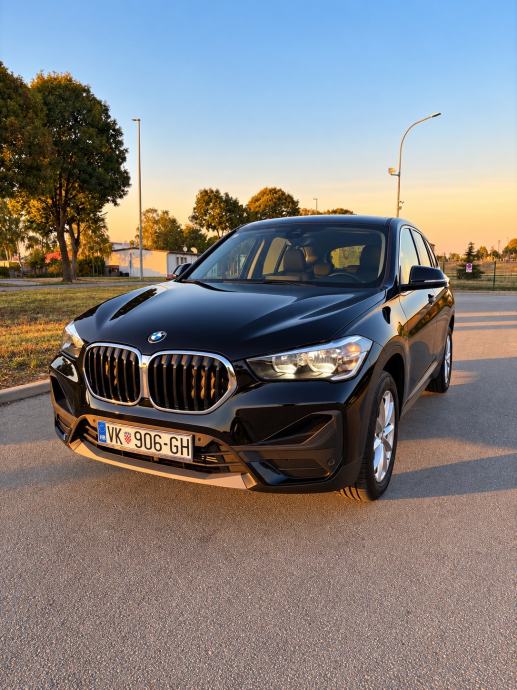 BMW X1 xDrive18d AUTOMATIK HEAD-UP NAVI PLUS KAMERA 2021., fotografija 5